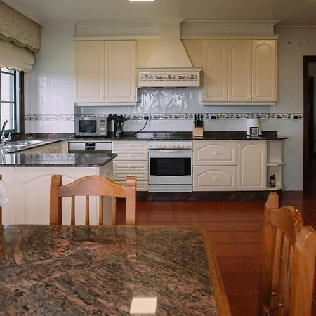 Lujosa Casa Con Vistas Increibles By Ferienhaus Cangas