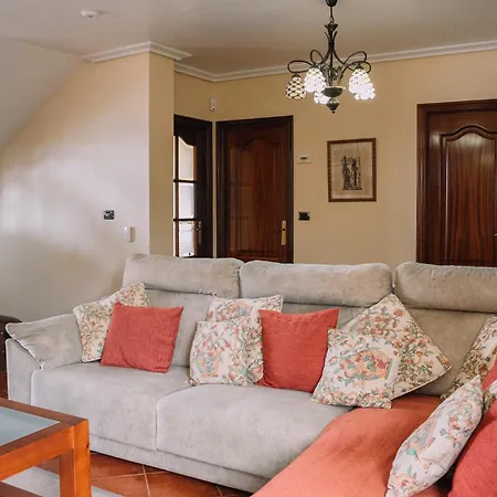 Lujosa Casa Con Vistas Increibles By Holiday home Cangas do Morrazo